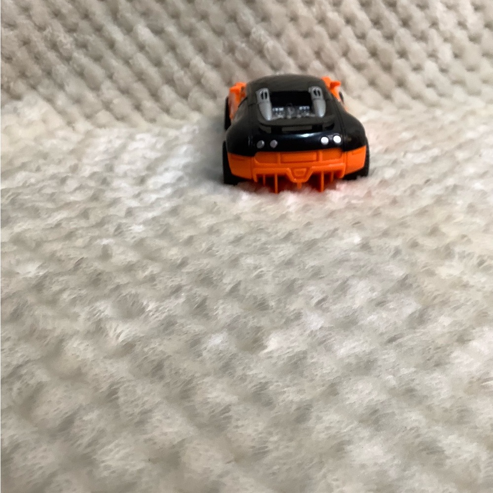 Red and Orange Toy Cars - Picture 10 of 12